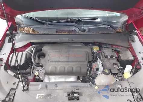 2018 Jeep Compass Latitude 4X4 z USA, uszkodzony, nr VIN 3C4NJDBB7JT114185